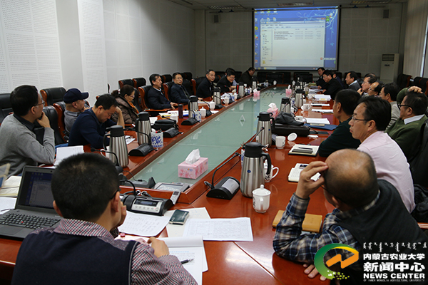 王万义校长主持召开会议听取民族班预科班教学