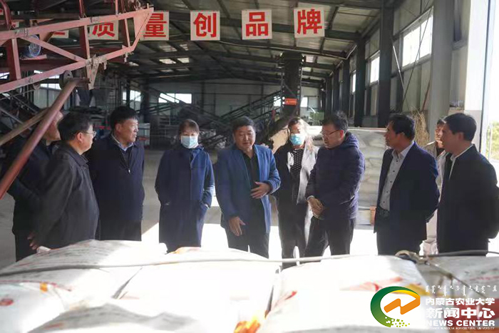 我校与通辽市奈曼旗人民政府、赤峰市敖汉旗人民政府签订科技助力乡村振兴战略合作协议