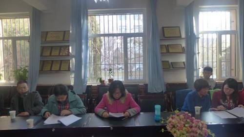 http://renwen.imau.edu.cn/_mediafile/renwen/2014/12/05/1nunhffu6h.jpg